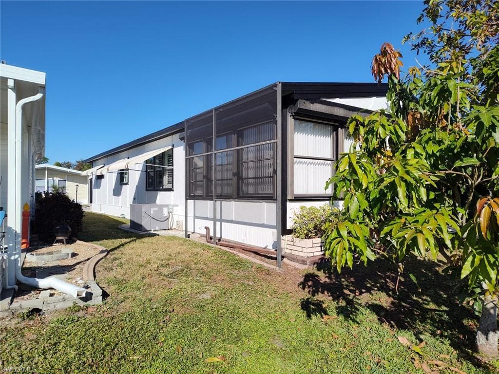 335 Nicklaus BLVD-19