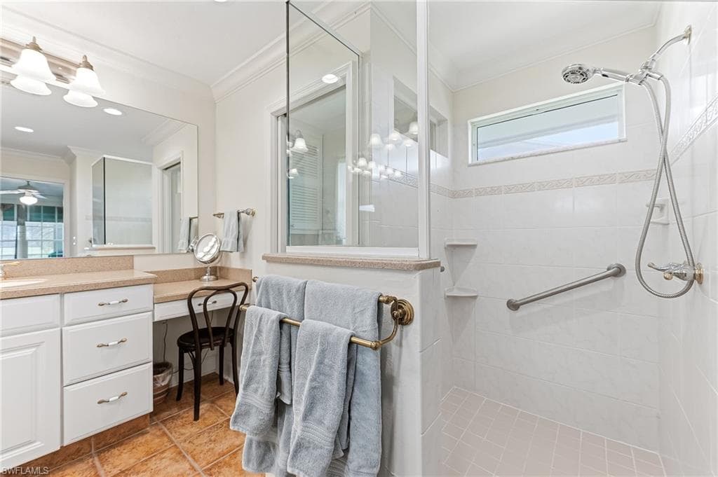 1441 Whiskey Creek DR-23