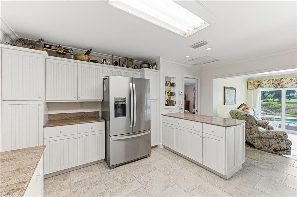 1441 Whiskey Creek DR-7