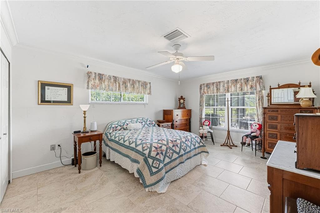 1441 Whiskey Creek DR-18