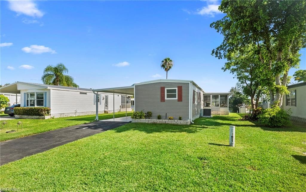 455 Cape Florida WAY-1