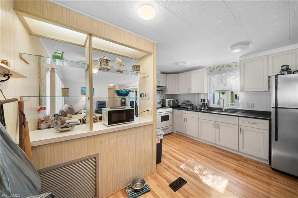 455 Cape Florida WAY-5