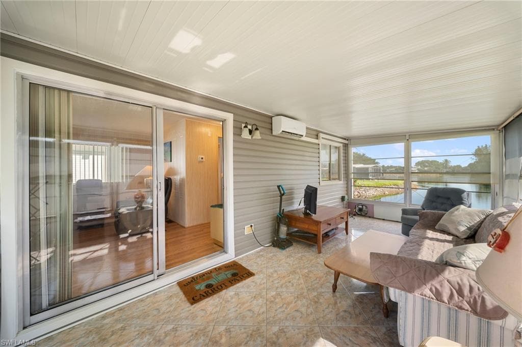 455 Cape Florida WAY-19
