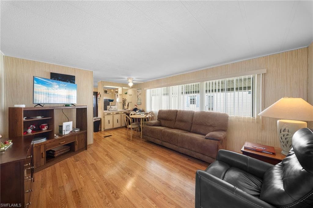 455 Cape Florida WAY-7