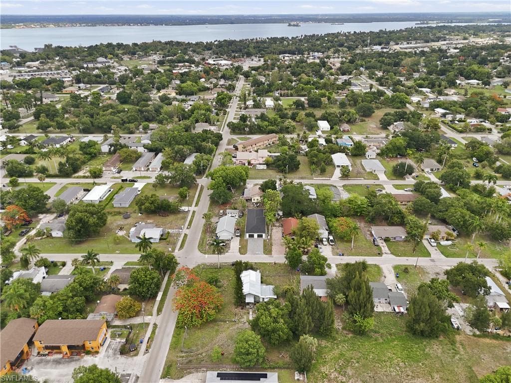 3811 Pearl ST-4
