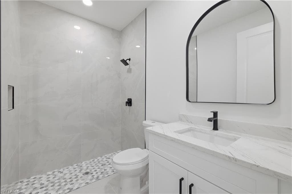 3811 Pearl ST-20