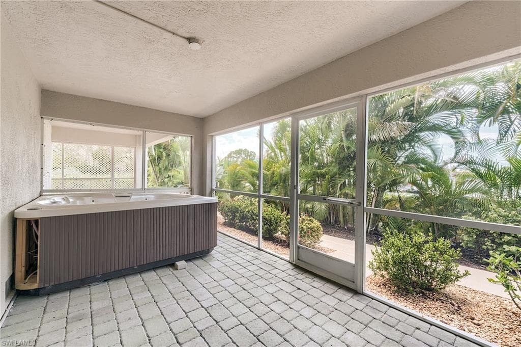 12205 Siesta DR-16