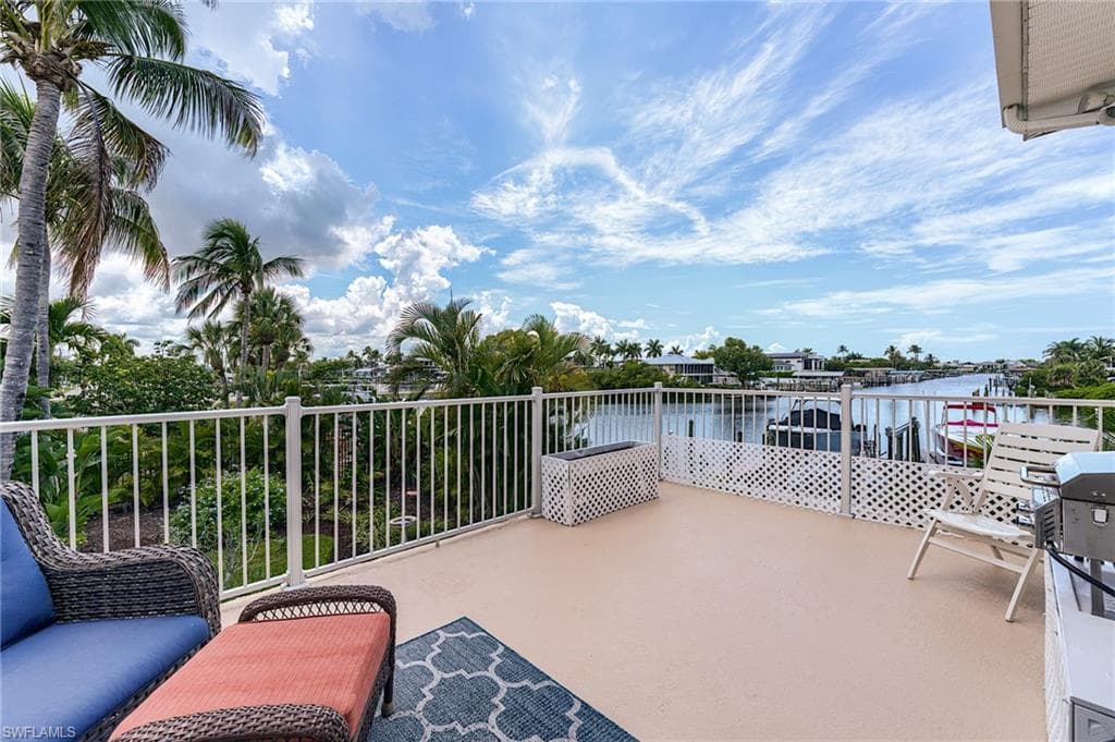 12205 Siesta DR-15