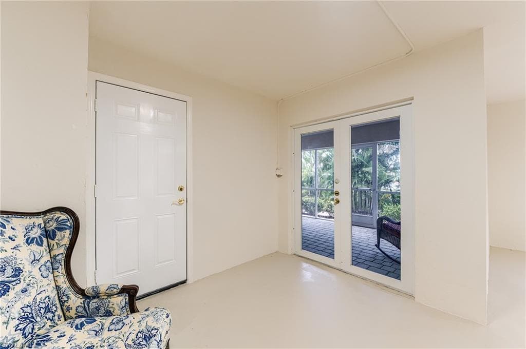 12205 Siesta DR-21