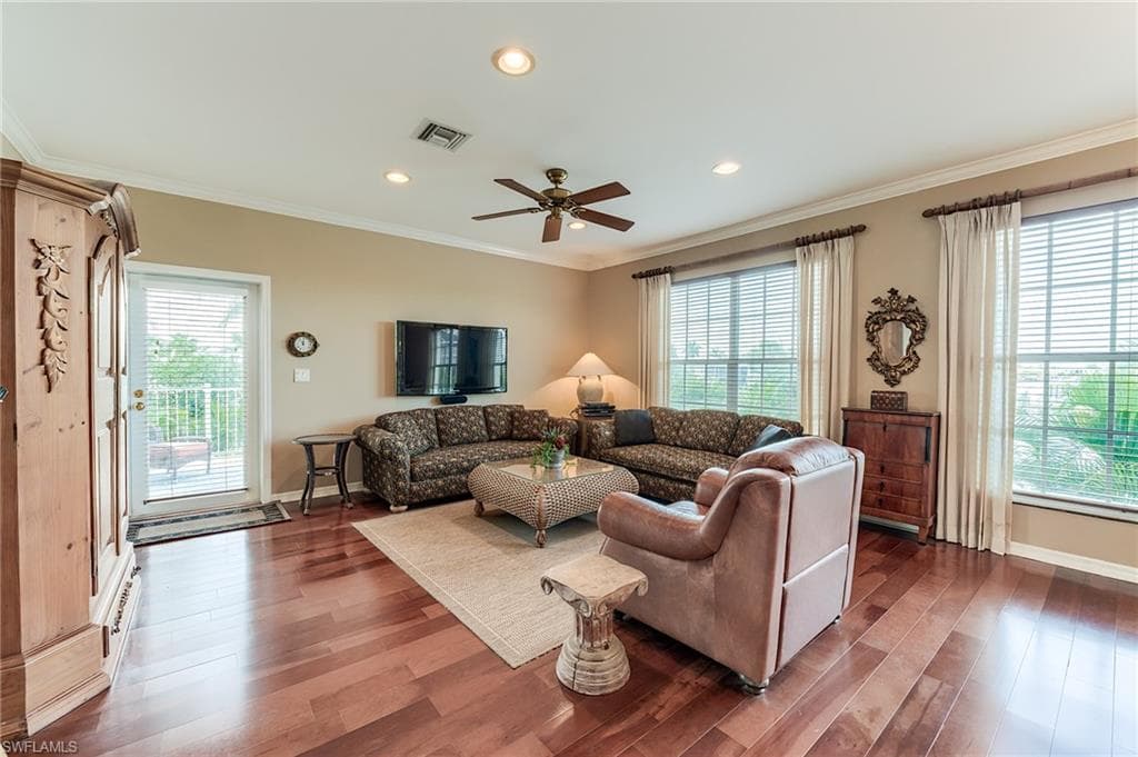 12205 Siesta DR-35