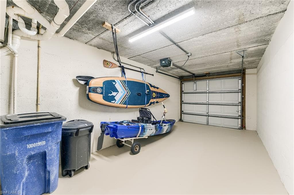12205 Siesta DR-19