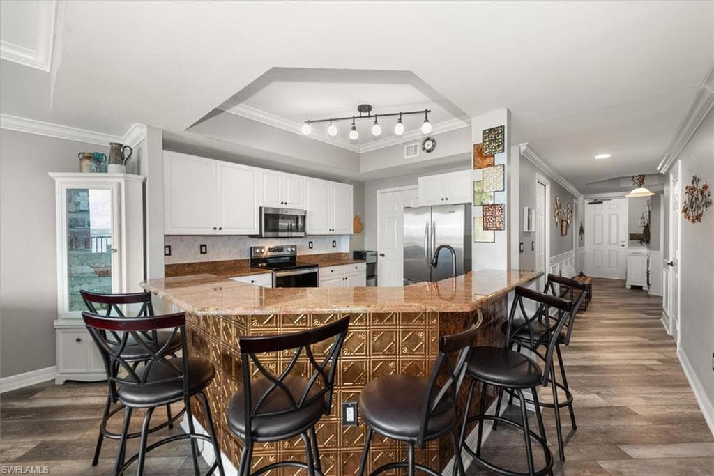 2797 1st ST NW 1703-19