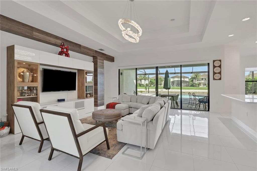 4509 Azalea DR-7