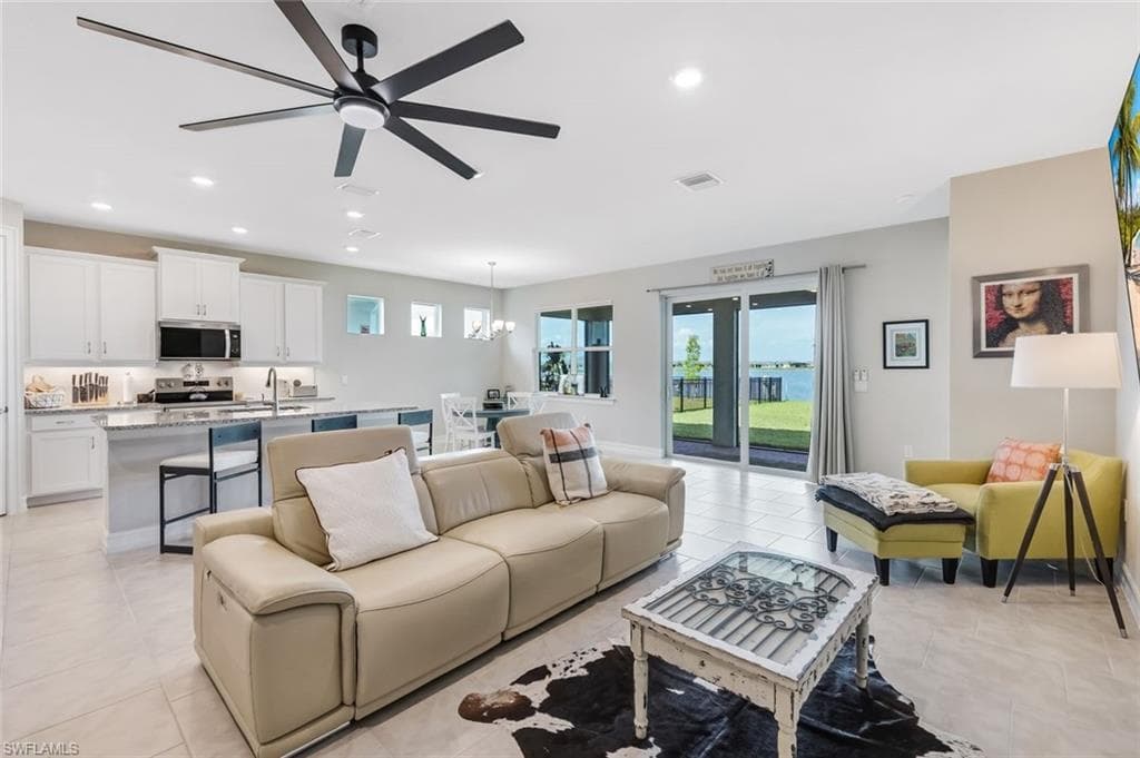 451 Spring Hill Lake LOOP-4