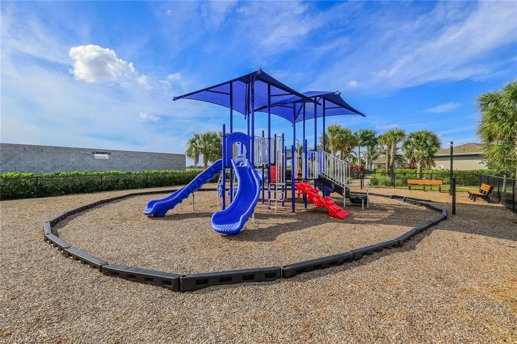451 Spring Hill Lake LOOP-43