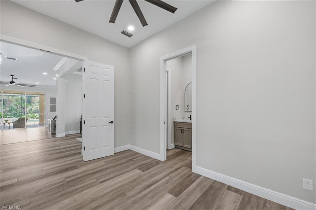 3625 Olde Cottage LN-16
