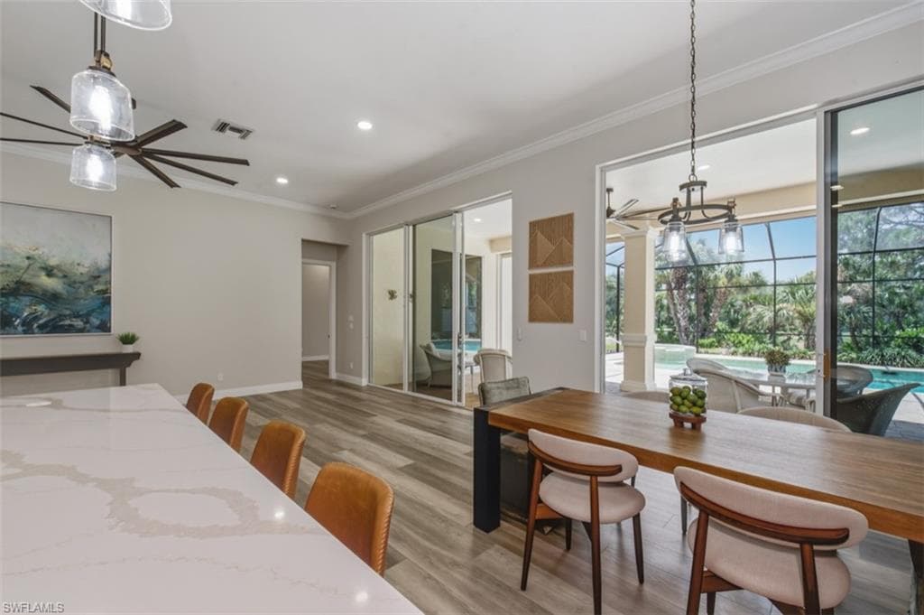 3625 Olde Cottage LN-10