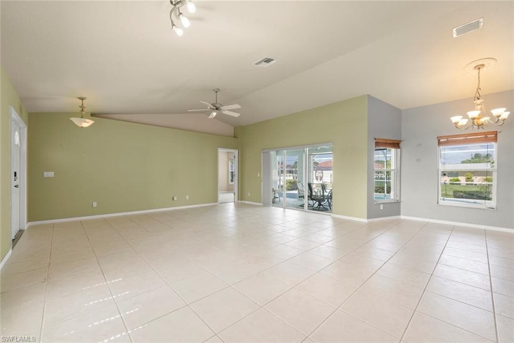 3920 SE 2nd PL-5