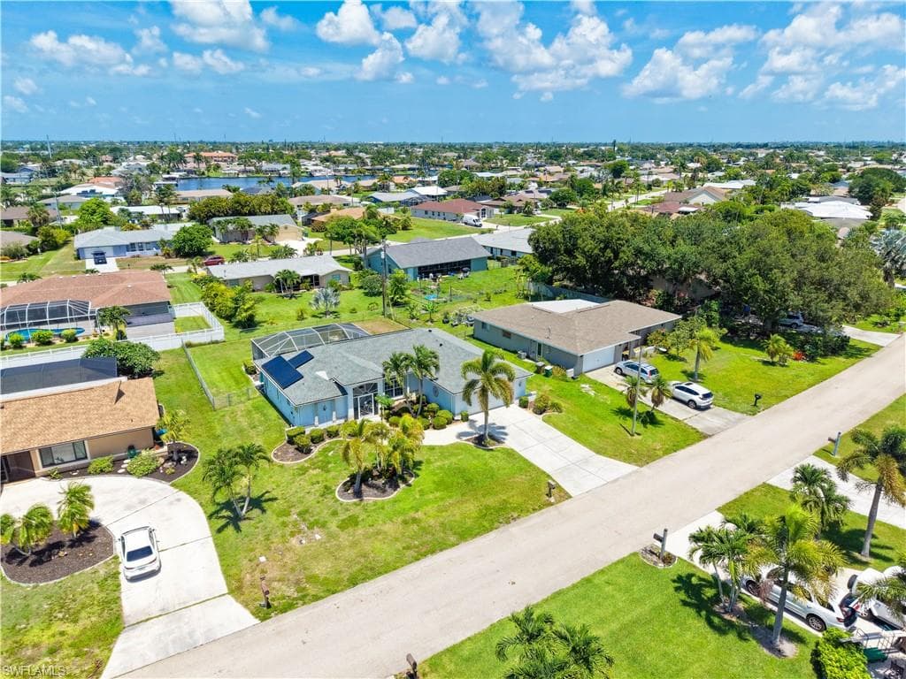3920 SE 2nd PL-45