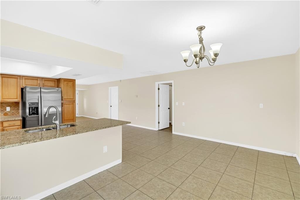 1121 SE 36th ST-22