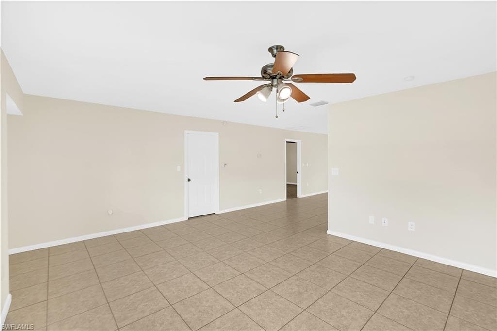 1121 SE 36th ST-15