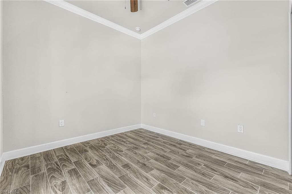 1111 SW 5th TER-12