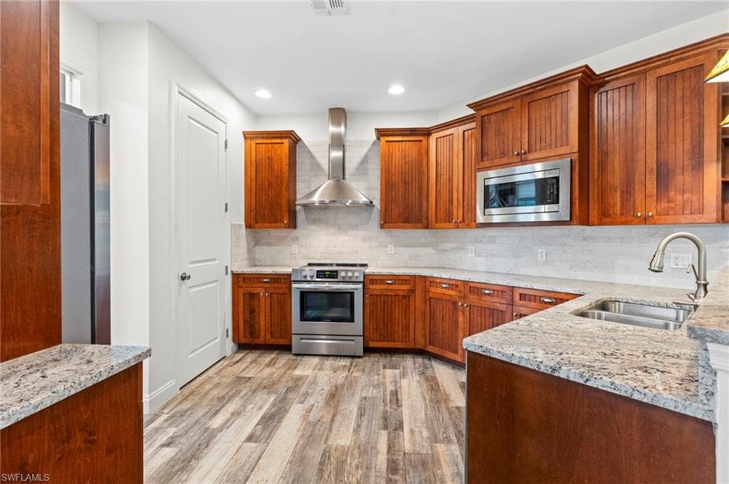 4621 Castalia CT-12