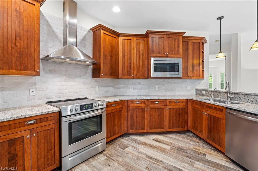 4621 Castalia CT-13