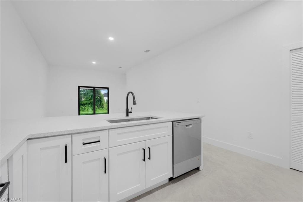 2502 Martin AVE S-16