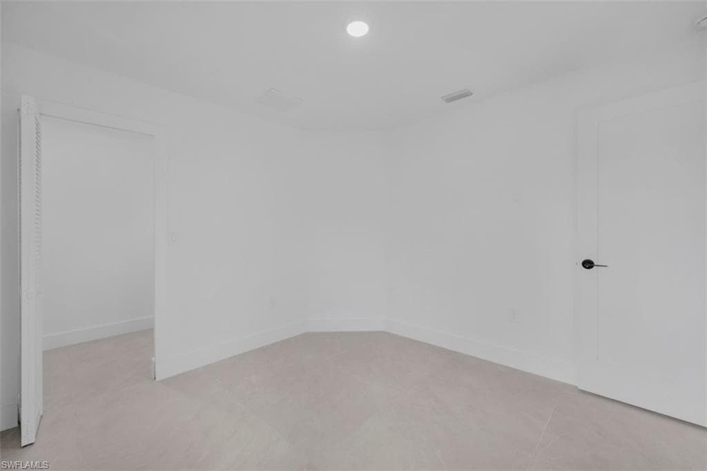 2502 Martin AVE S-6