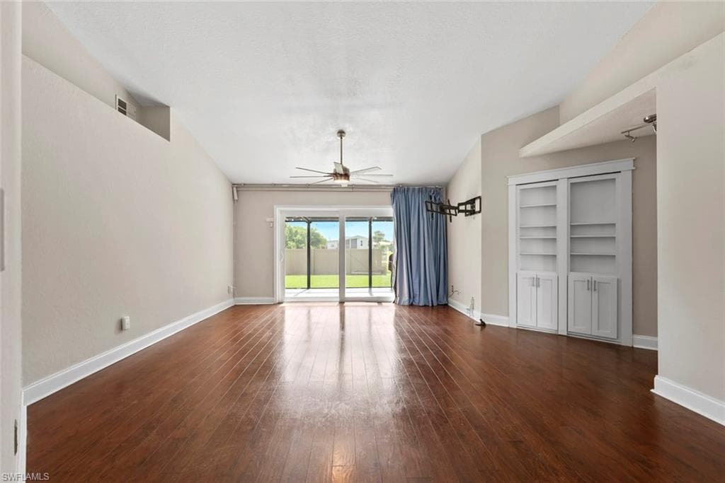 3628 Kent DR-6