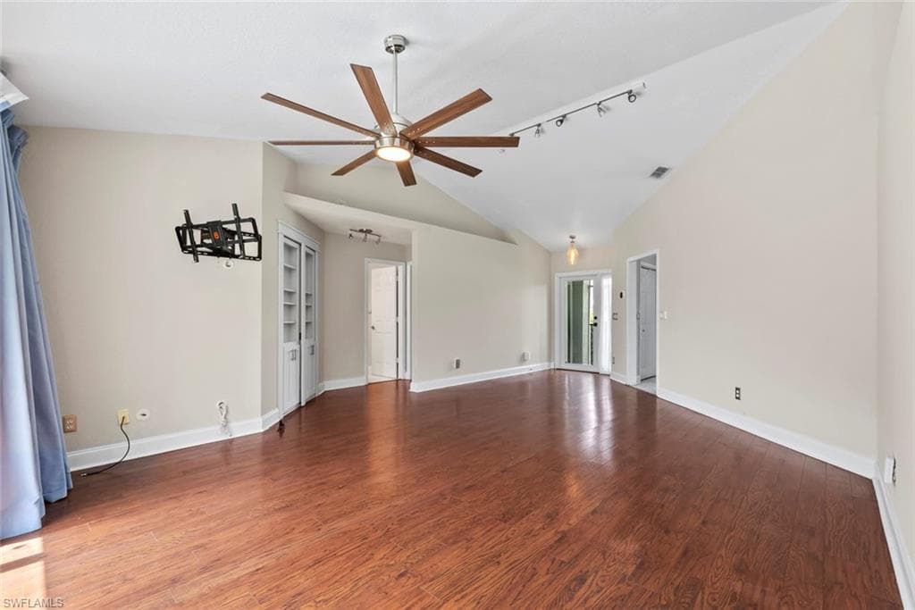 3628 Kent DR-8