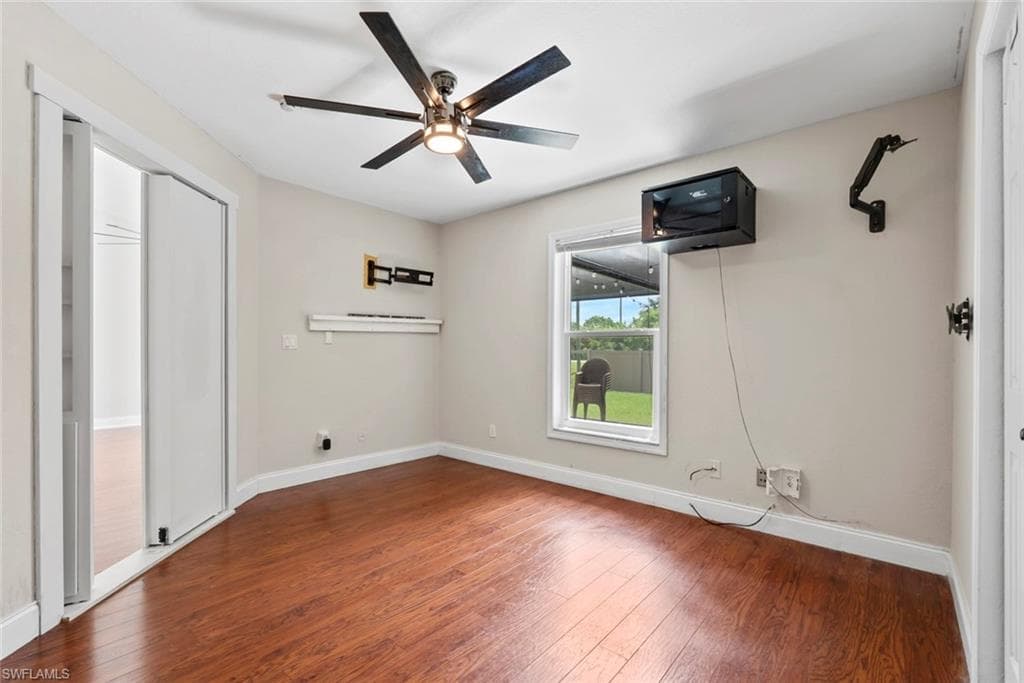 3628 Kent DR-13