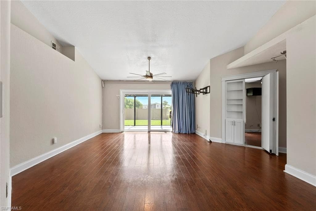 3628 Kent DR-7