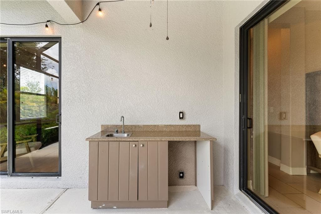 1406 Serrano CIR-34