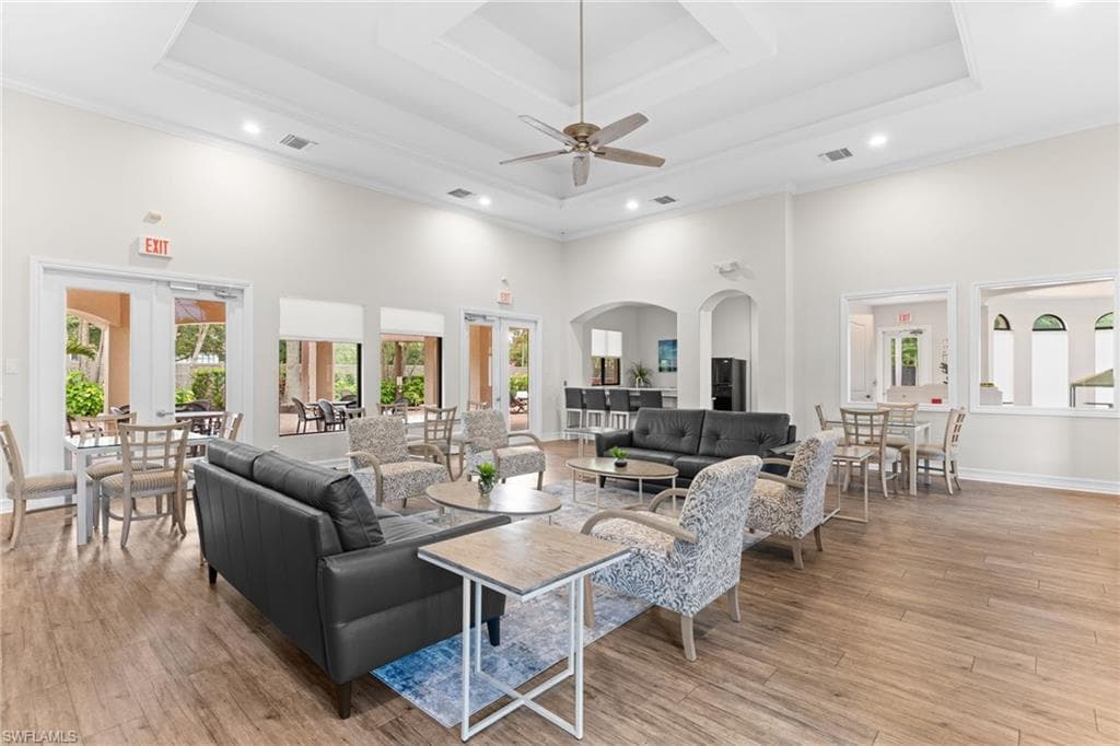 1406 Serrano CIR-38