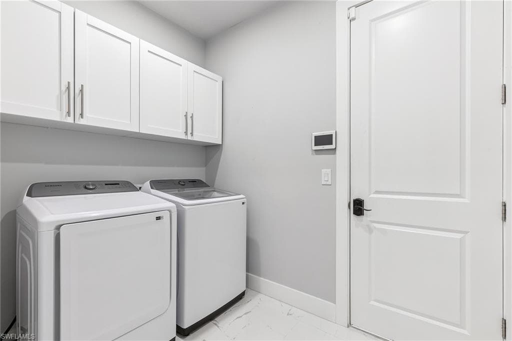2628 SW 2nd PL-25