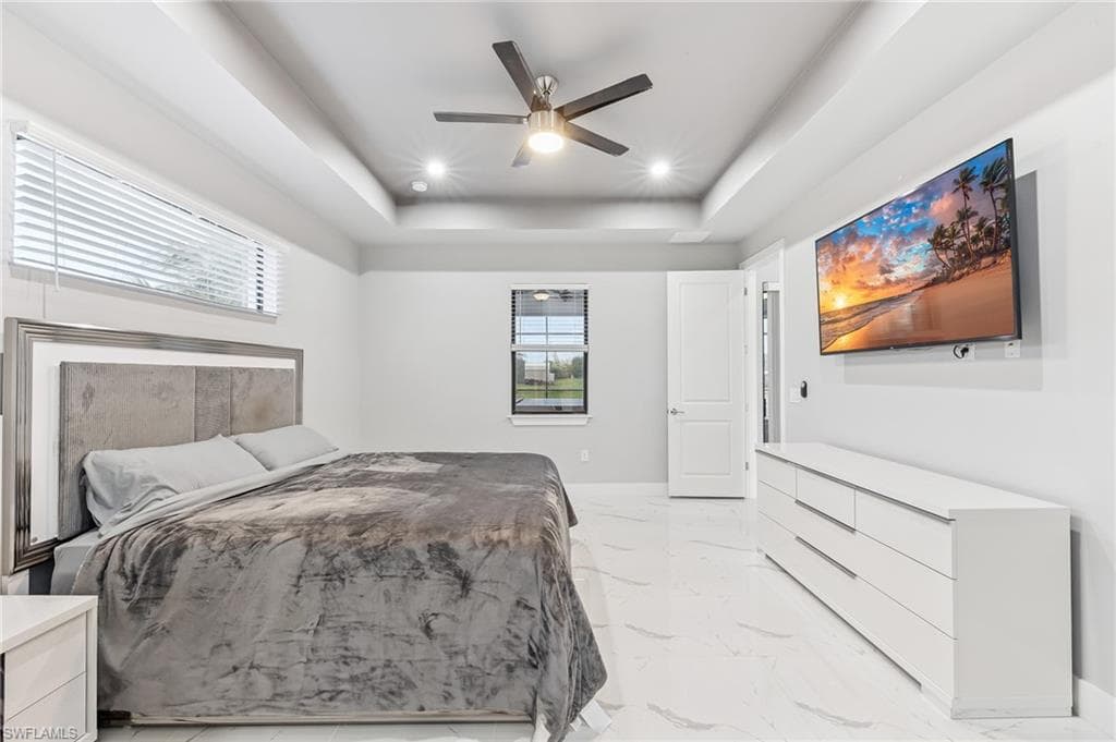 2628 SW 2nd PL-21
