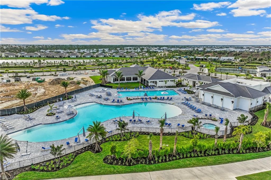 43985 Boardwalk LOOP 2118-20