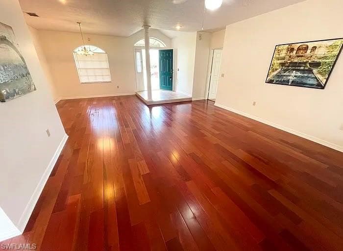807 Bluegrass LN-1
