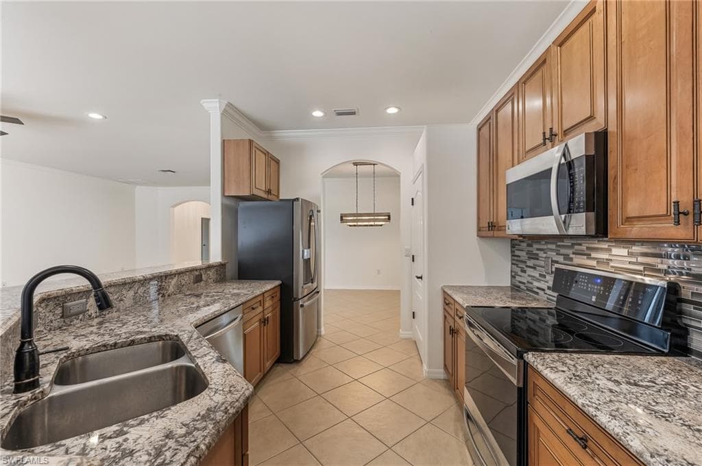 3140 Midship DR-13