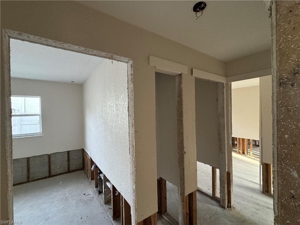 1683 Atlanta Plaza DR-18