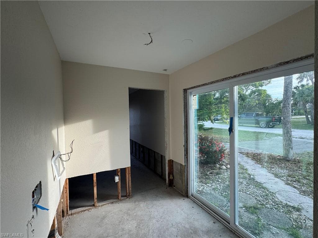 1683 Atlanta Plaza DR-8
