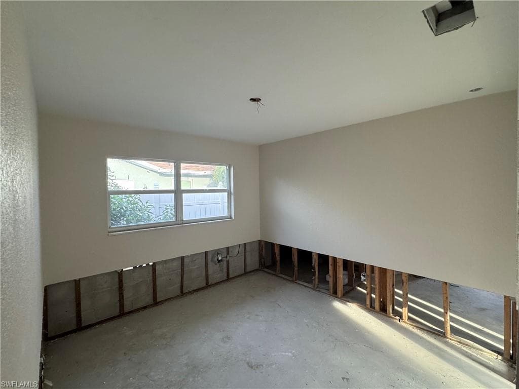 1683 Atlanta Plaza DR-16