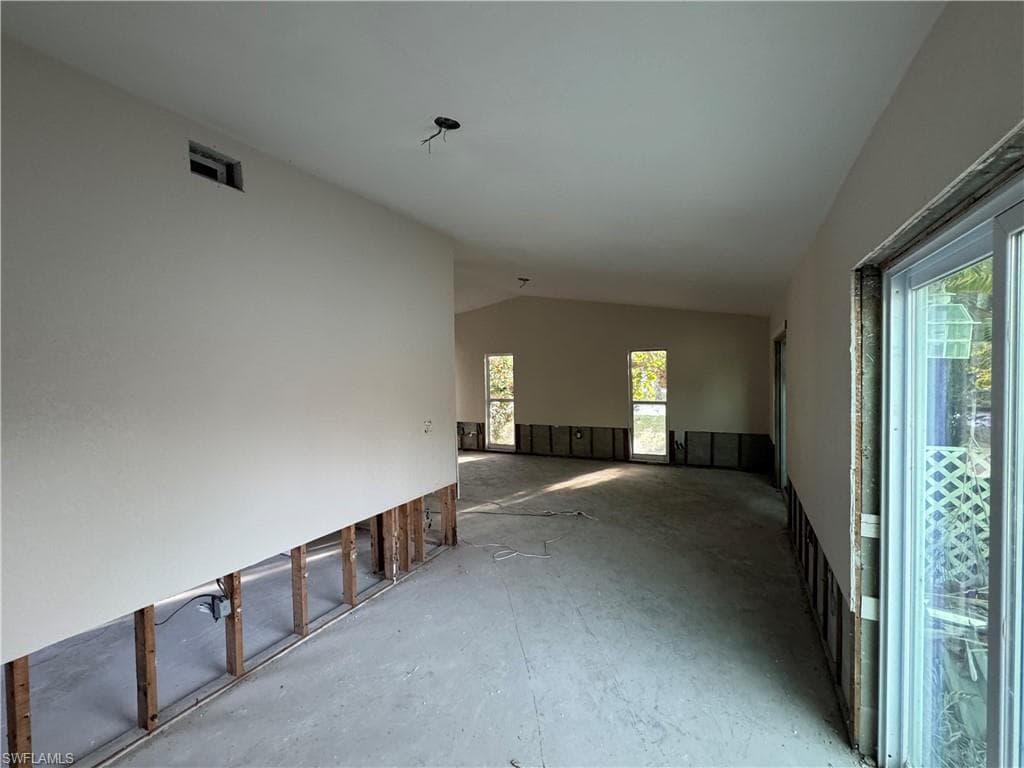 1683 Atlanta Plaza DR-7