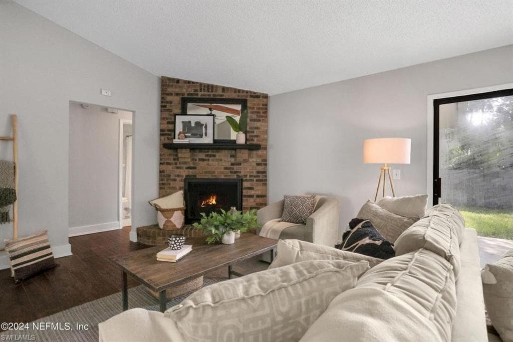 2743 Moorsfield LN-1