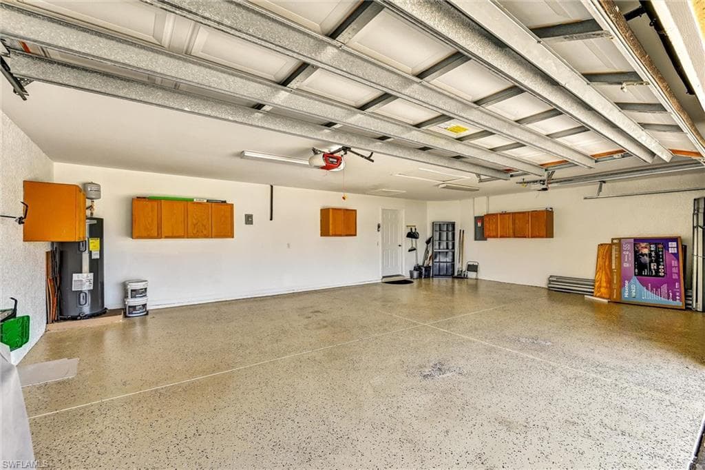 311 SW 32nd PL-13