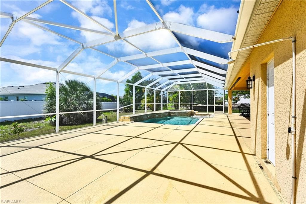 311 SW 32nd PL-10