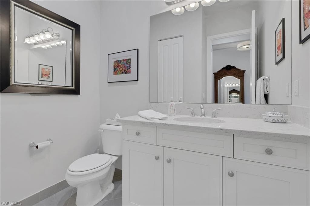 4113 Amelia WAY-6