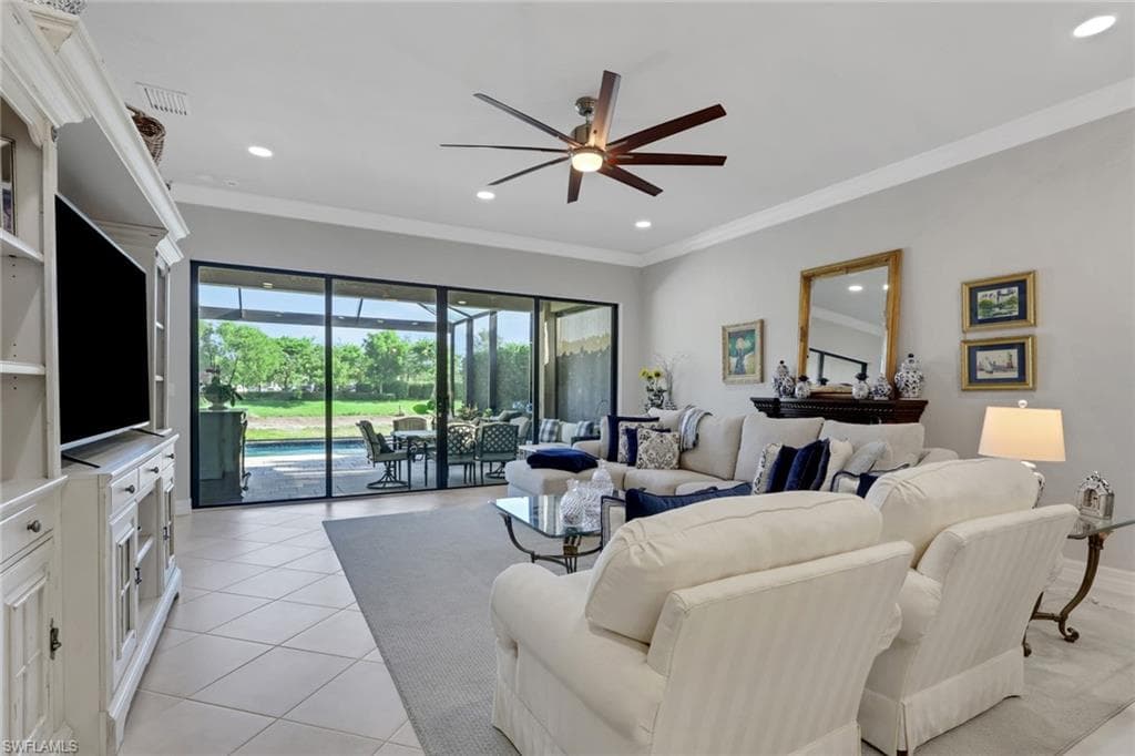 4113 Amelia WAY-14
